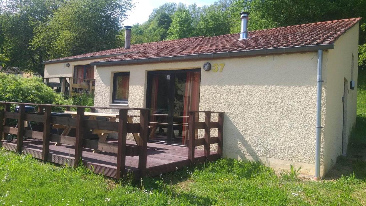 Bungalows Du Lac De Rabais Virton Eksteriør bilde